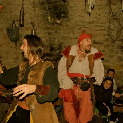 Middeleeuws diner met show